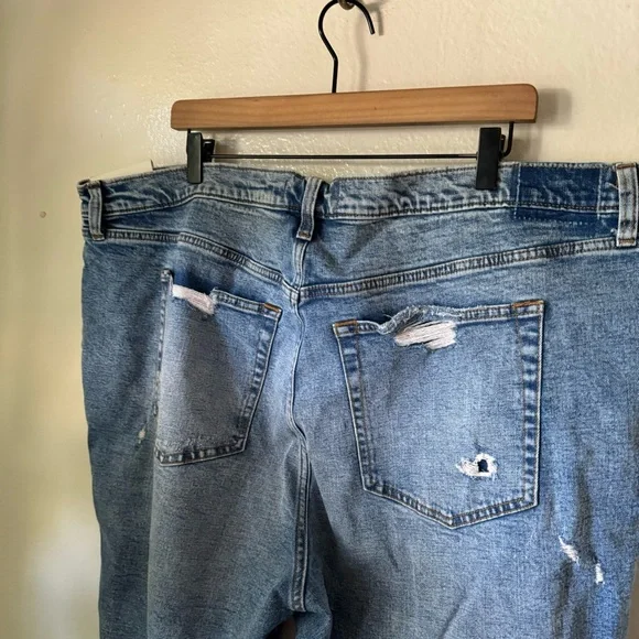 Abercrombie | Curve Love The Ankle Straight Ultra High Rise Jeans - Picture 4 of 6